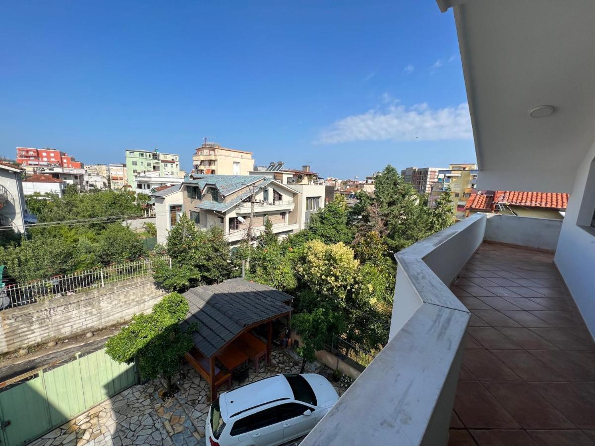 Villa Sokoli, Enjoy Sunset At This Spacious Apartment تيرانا المظهر الخارجي الصورة